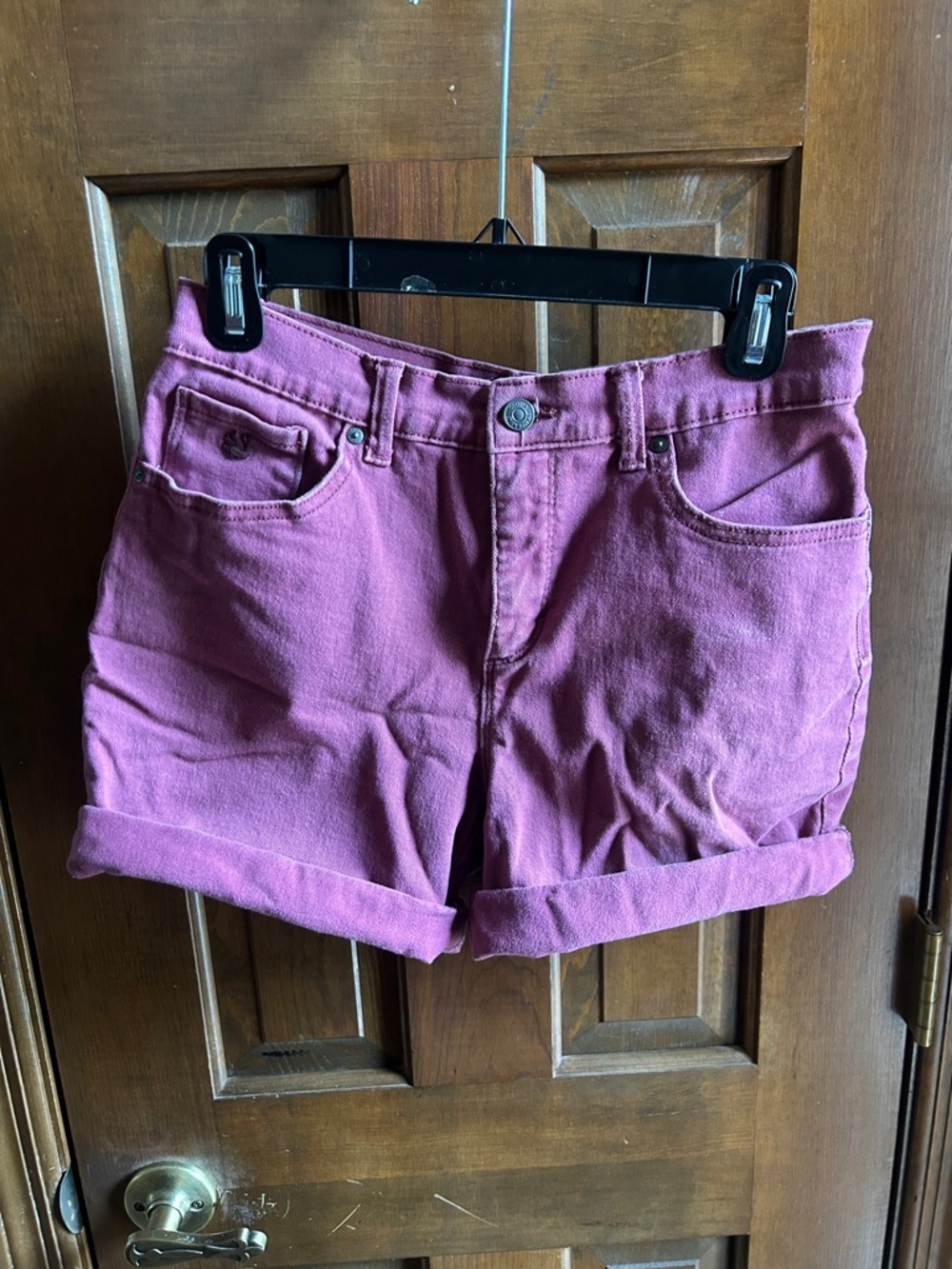 Gloria Vanderbilt Rolled Hem Jean Shorts in Mauve Pink